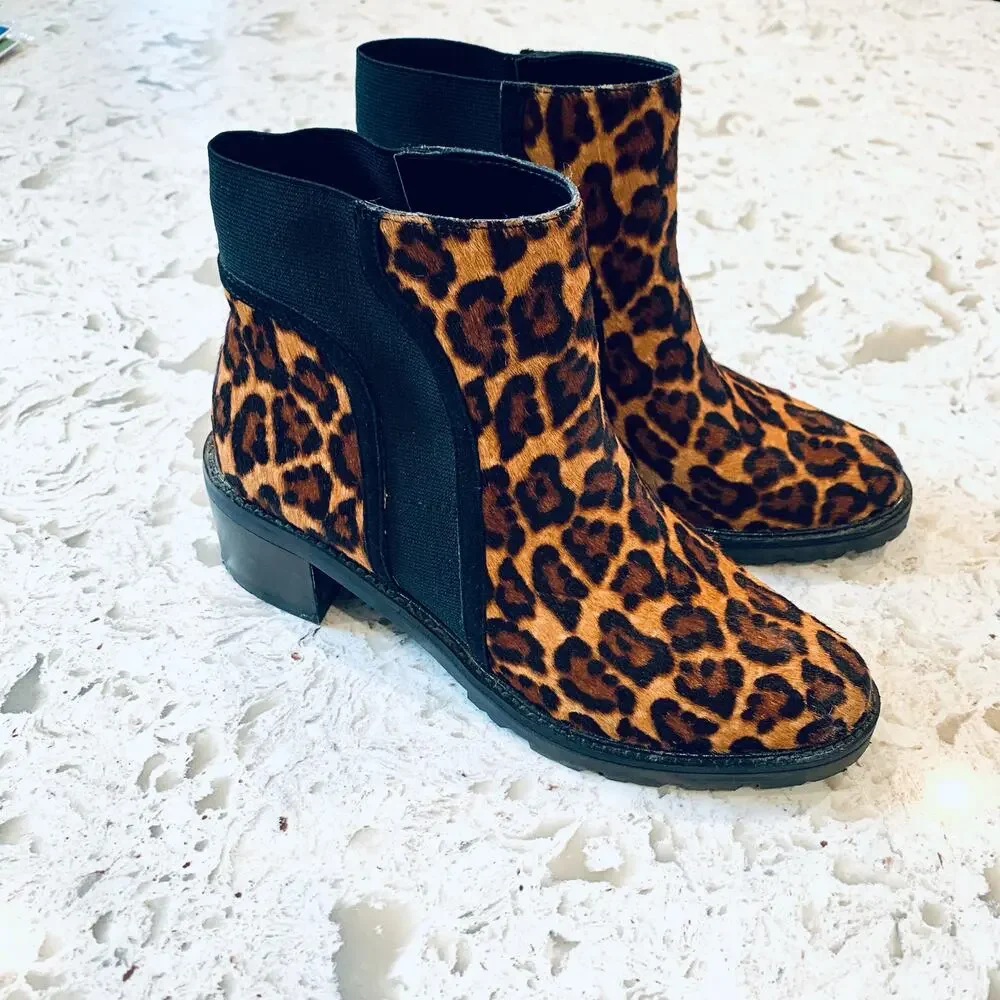 Crown Vintage Leopard print Maiy booties size 7.5